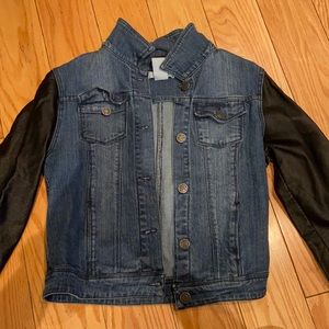 Jean jacket with faux leather arms